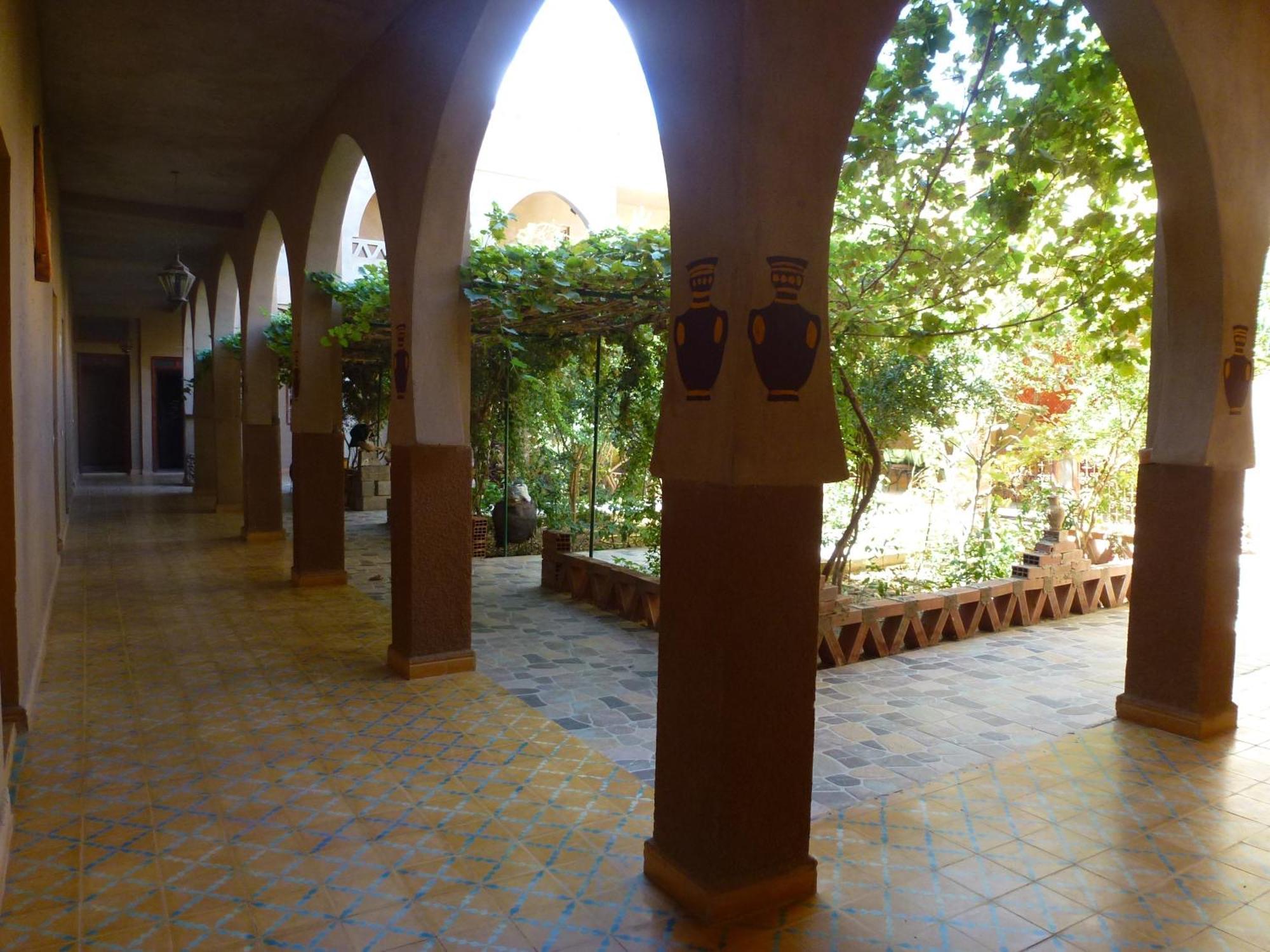 Hotel Riad Oasis Merzouga Extérieur photo